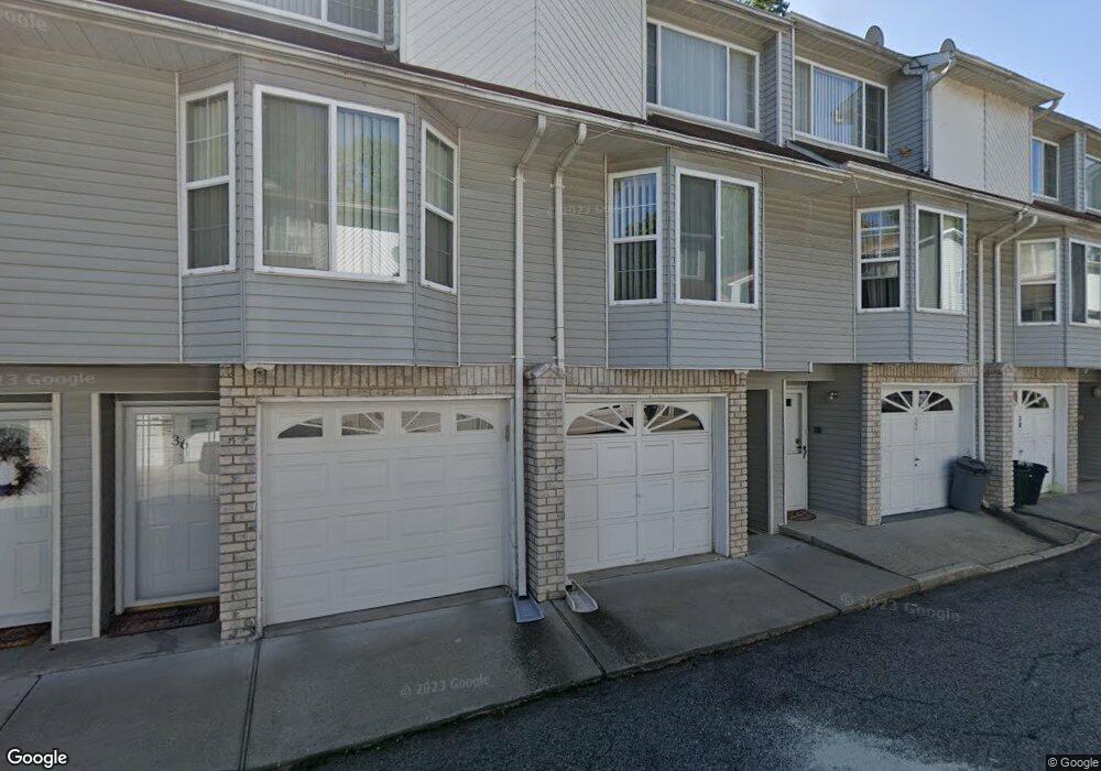 34 Regina Ln, Staten Island, NY 10312 - photo 1