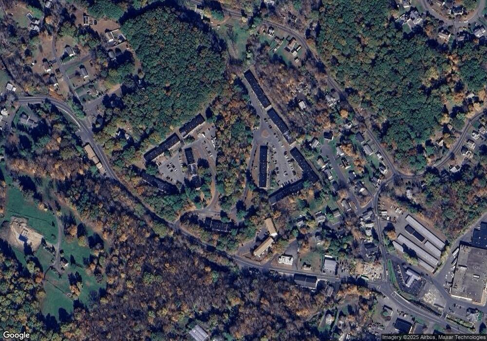 933 Rubber Ave unit 6L, Naugatuck, CT 06770 - photo 1