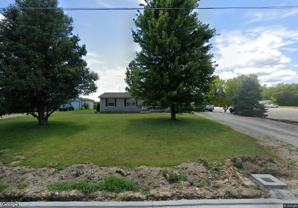 513 Wilson St, Osgood, IN 47037 - photo 1