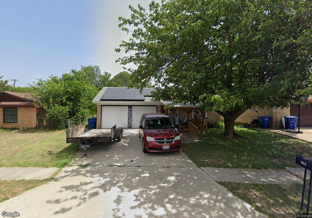 903 Holly St, Copperas Cove, TX 76522 - photo 1