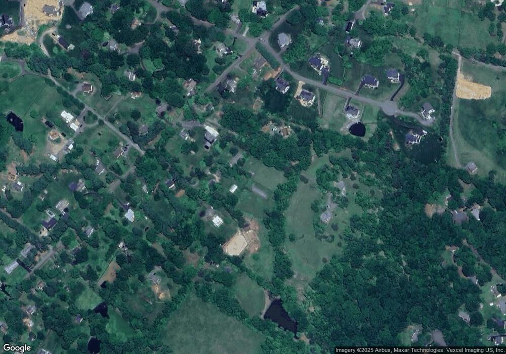 6769 Bridle Path, Warrenton, VA 20187 - photo 1