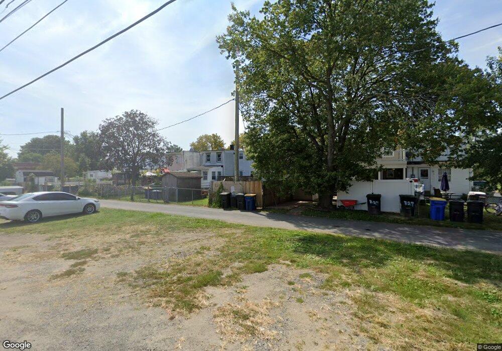 736 Center St, New Castle, DE 19720 - photo 1