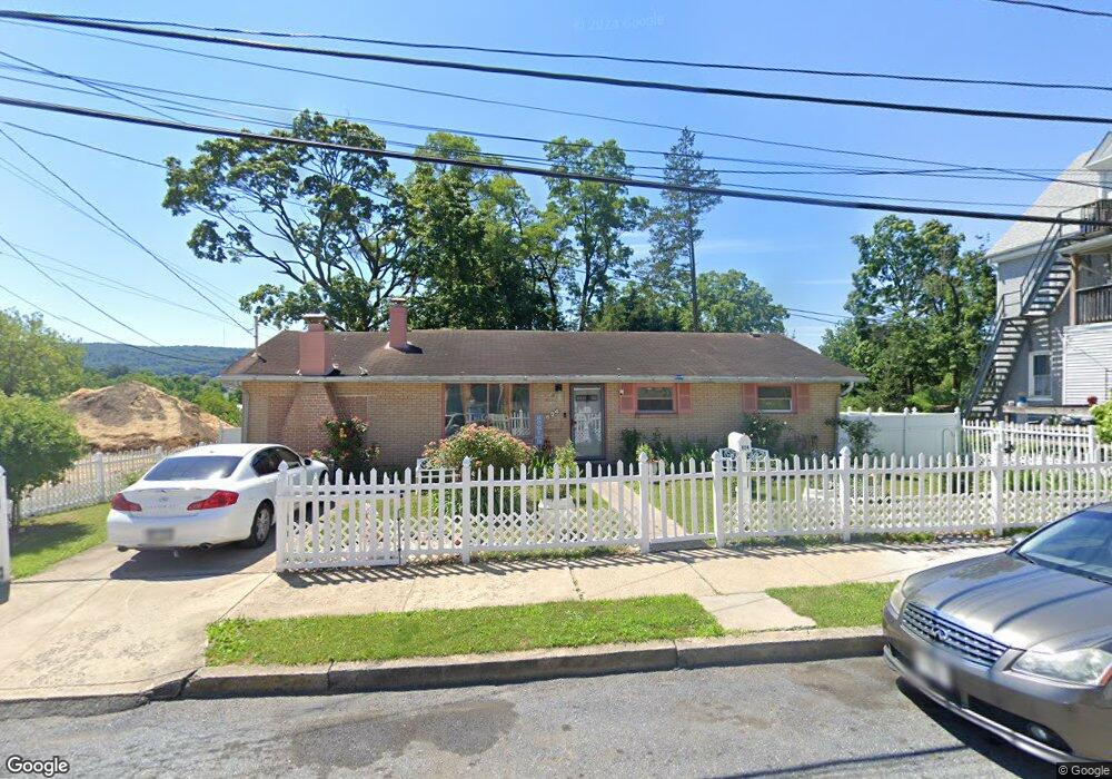 624 W Cumberland St, Allentown, PA 18103 - photo 1