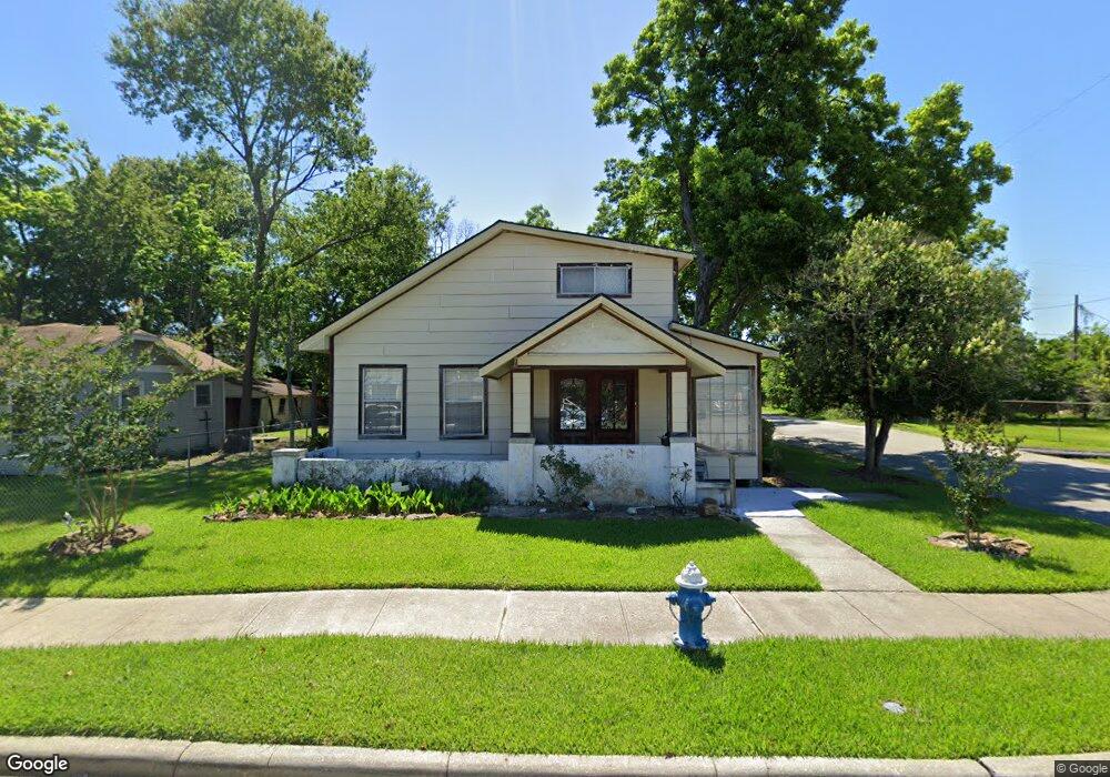 911 Walton St, Houston, TX 77009 - photo 1