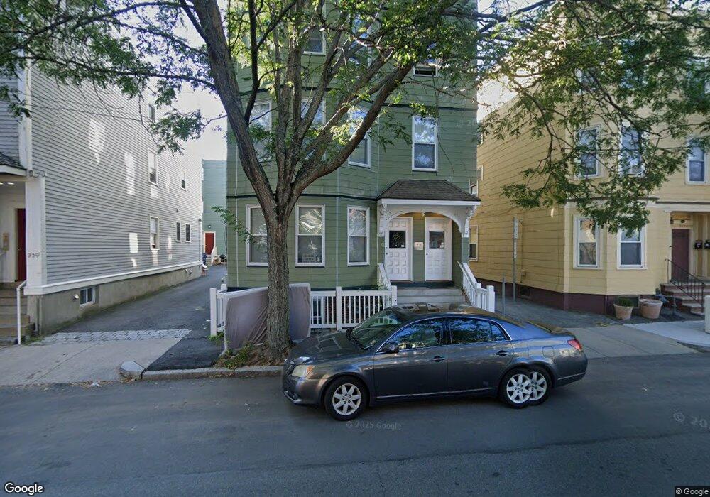 363 Columbia St unit 3, Cambridge, MA 02141 - photo 1