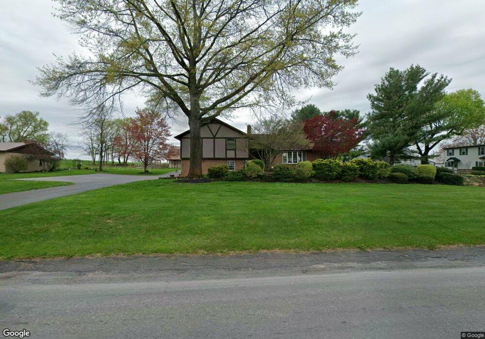 918 Centerville Rd, New Holland, PA 17557 - photo 1