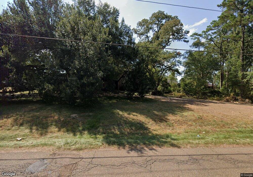 514 Hart Rd, McComb, MS 39648 - photo 1