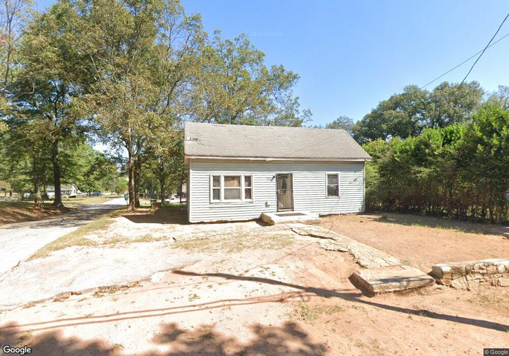 6810 Parkway Dr, Lithonia, GA 30058 - photo 1