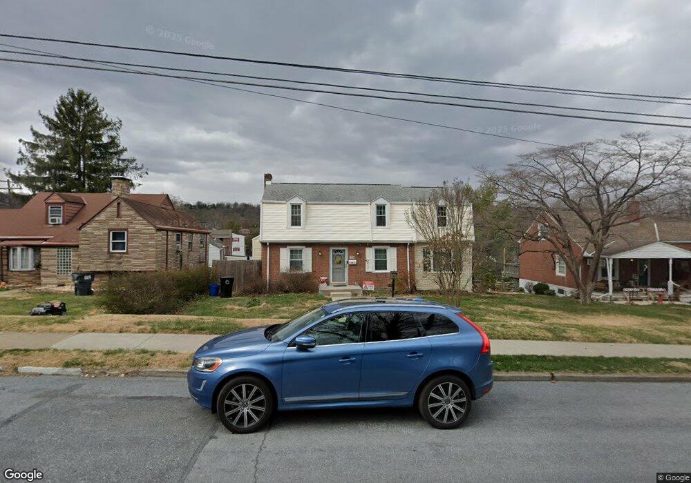 303 Butter Ln, Reading, PA 19606 - photo 1