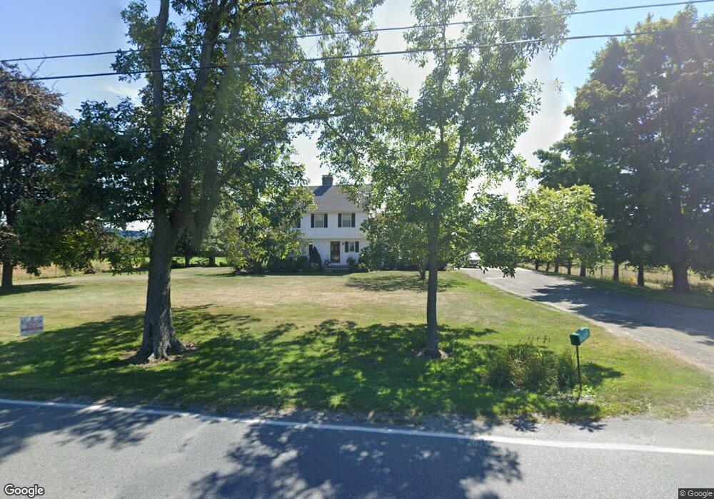 137 Mill Valley Rd, Hadley, MA 01035 - photo 1