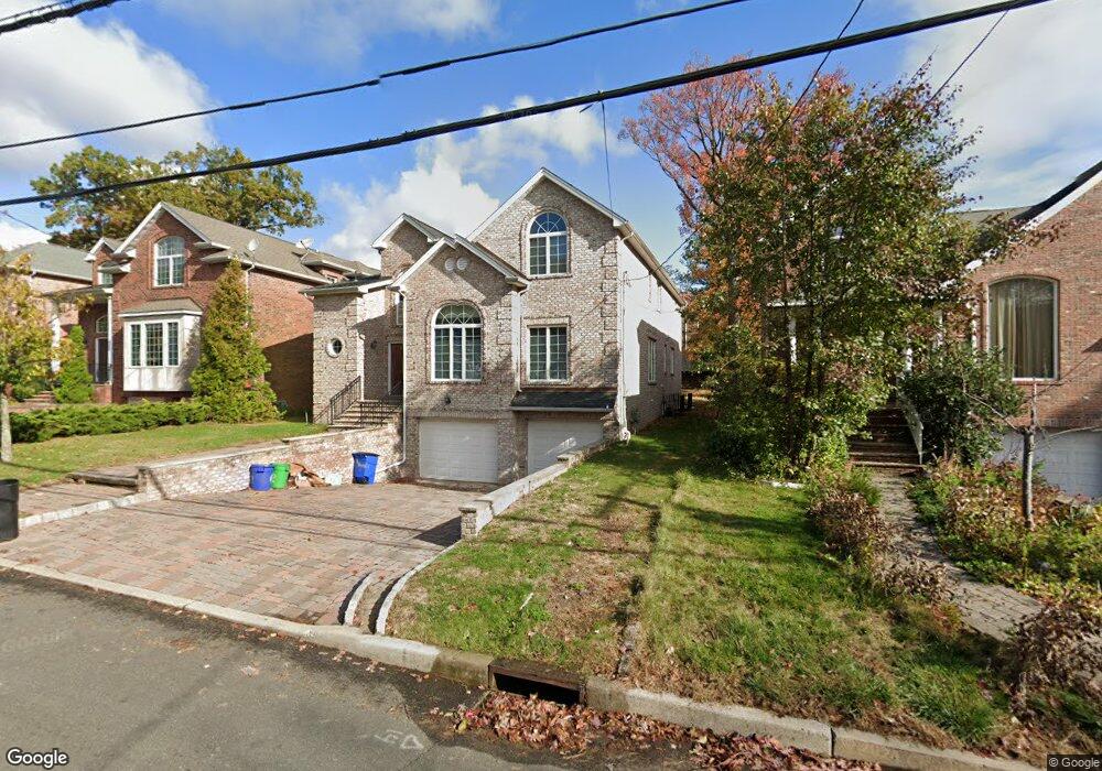 19 E Bayview Ave, Englewood Cliffs, NJ 07632 - photo 1