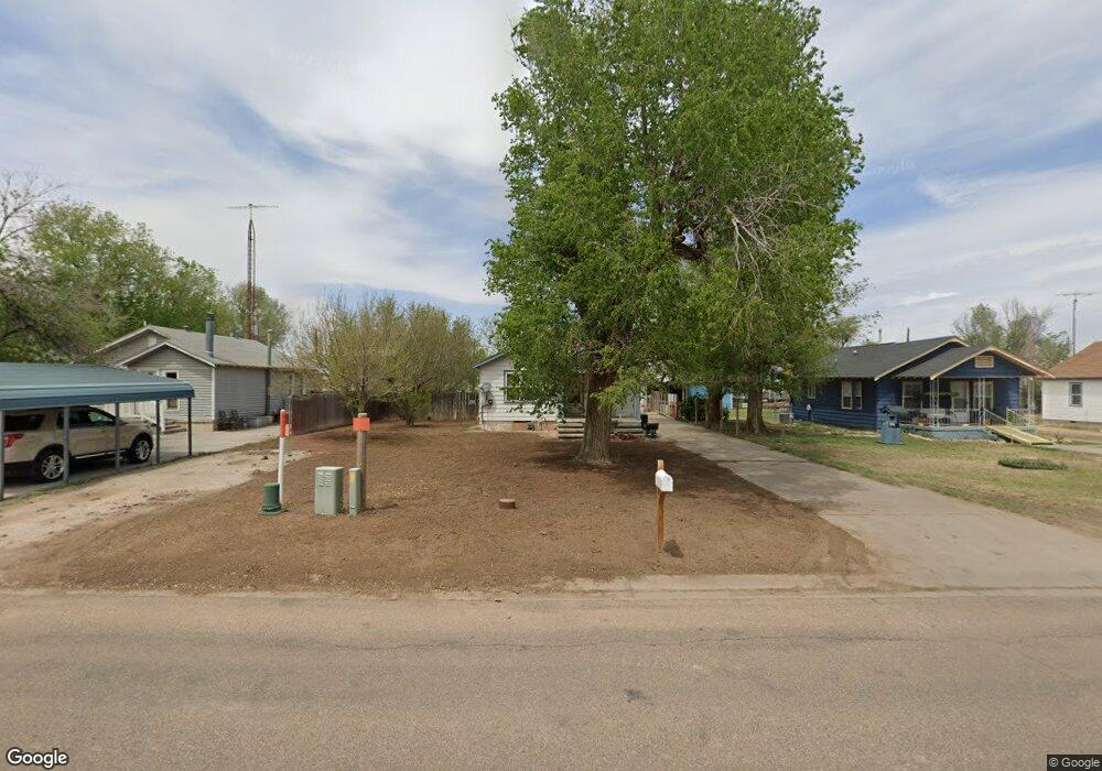 110 E 1st St, Hugoton, KS 67951 - photo 1