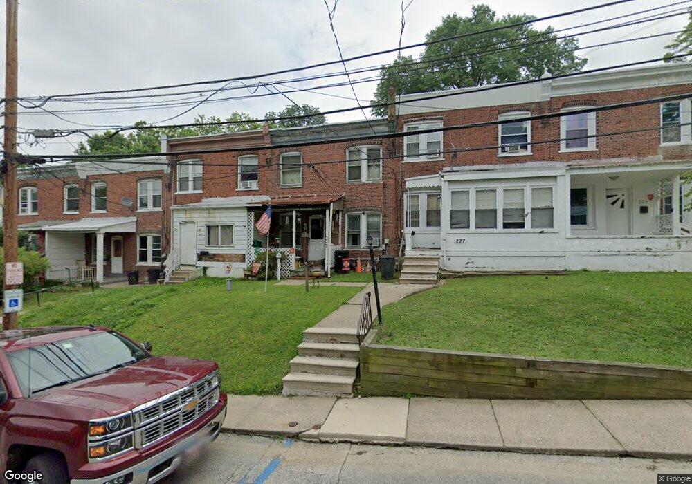 225 Hamilton Ave, Darby, PA 19023 - photo 1