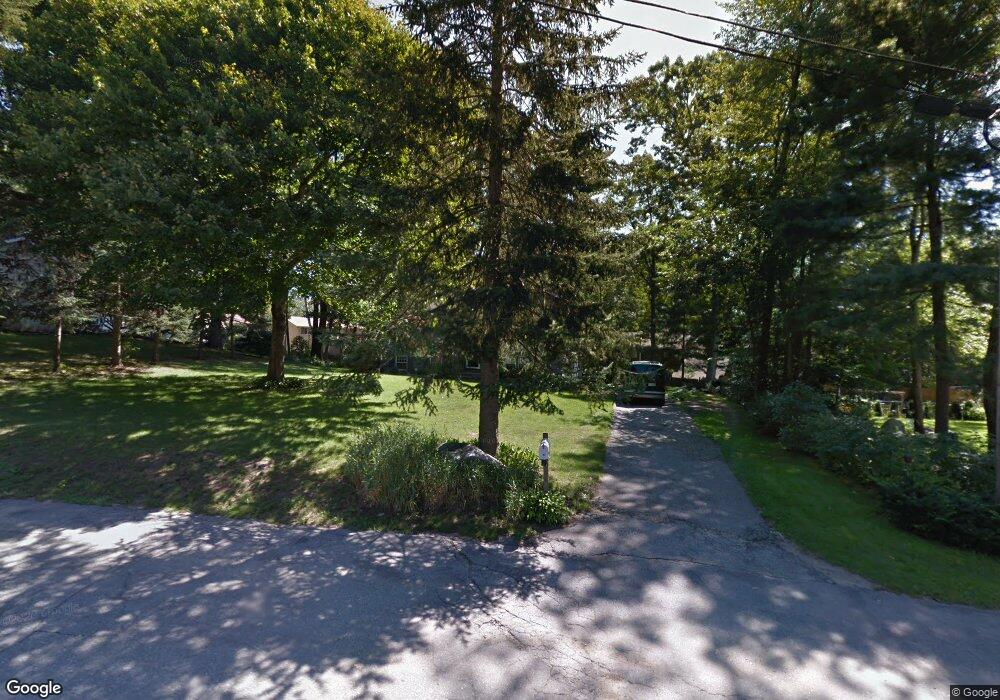 10 Cardiff Rd, Nashua, NH 03062 - photo 1