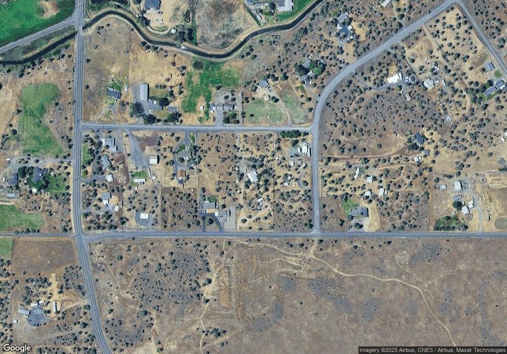 1980 NE Varnish Ave, Redmond, OR 97756 - photo 1