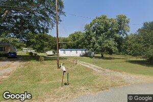 2015 Chestnut St, Hickory Grove, SC 29717