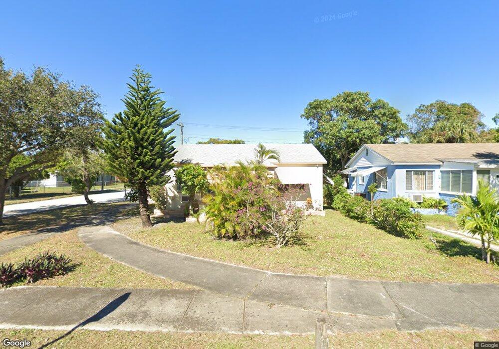 853 29th St, West Palm Beach, FL 33407 - photo 1