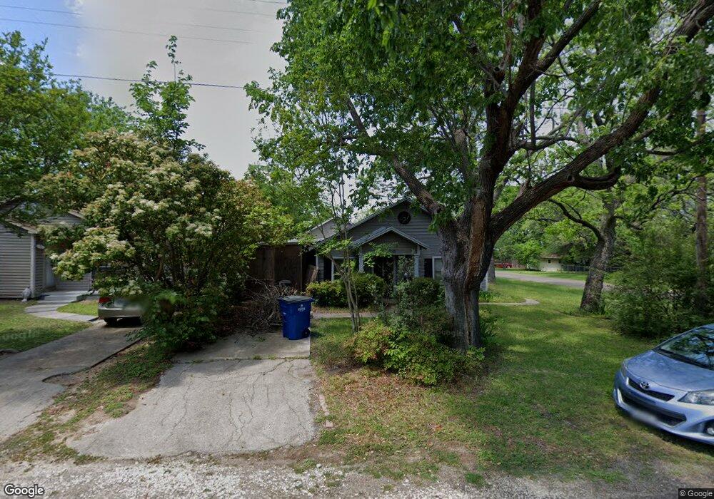 708 E Crockett St, Ennis, TX 75119 - photo 1
