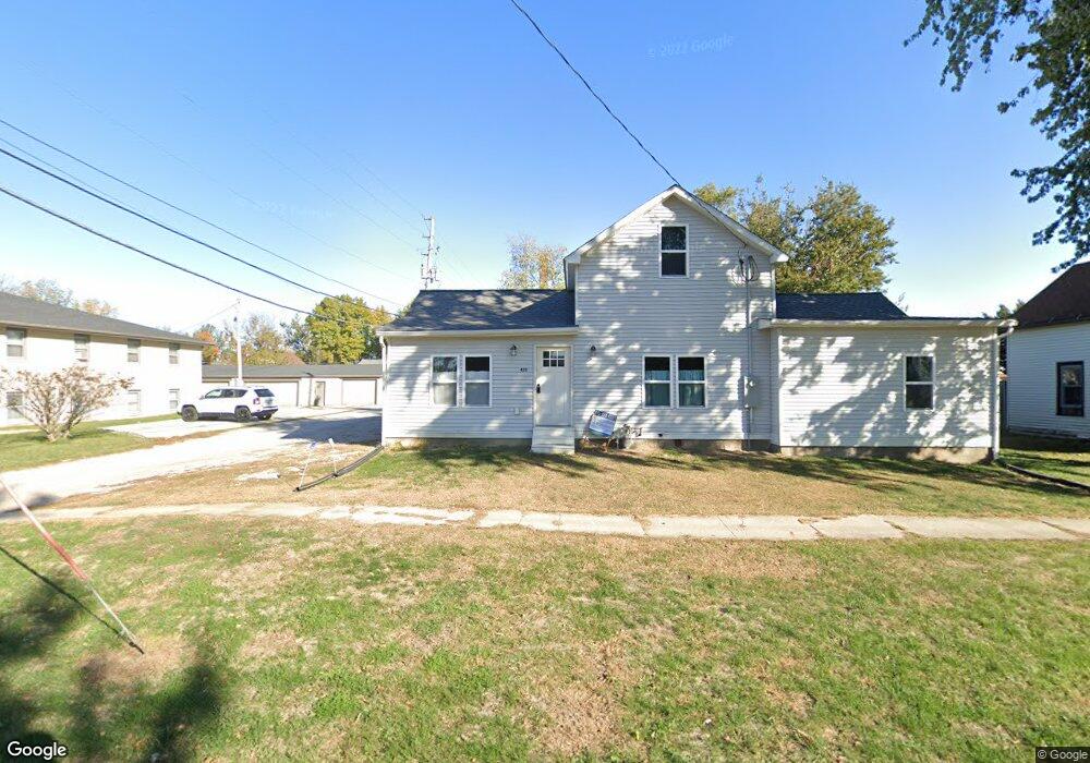 420 S 3rd Ave W, Newton, IA 50208 - photo 1