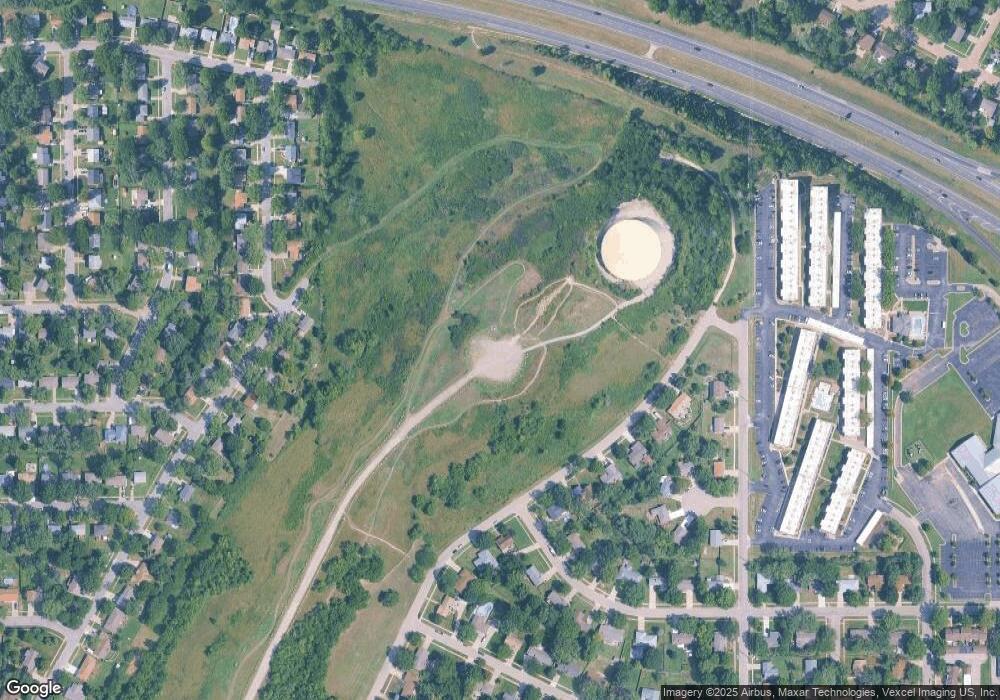 3511 SW Skyline Pkwy, Topeka, KS 66614 - photo 1