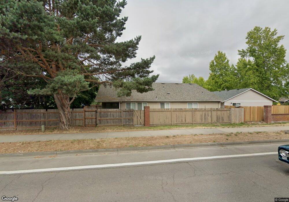 604 Brandon Dr, Newberg, OR 97132 - photo 1