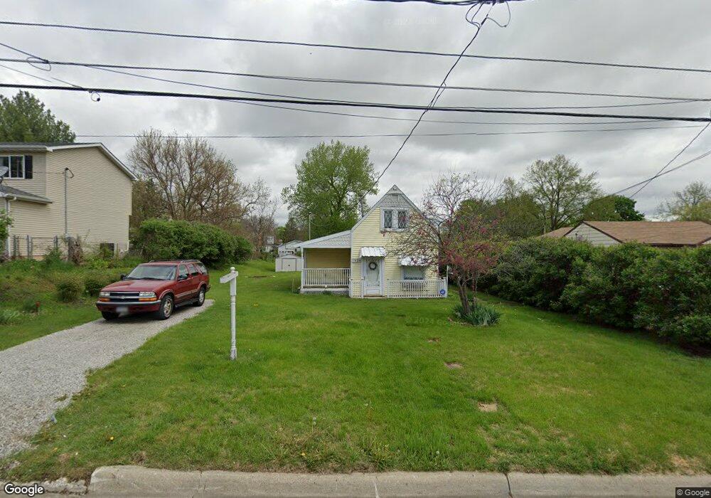 102 E Lally St, Des Moines, IA 50315 - photo 1