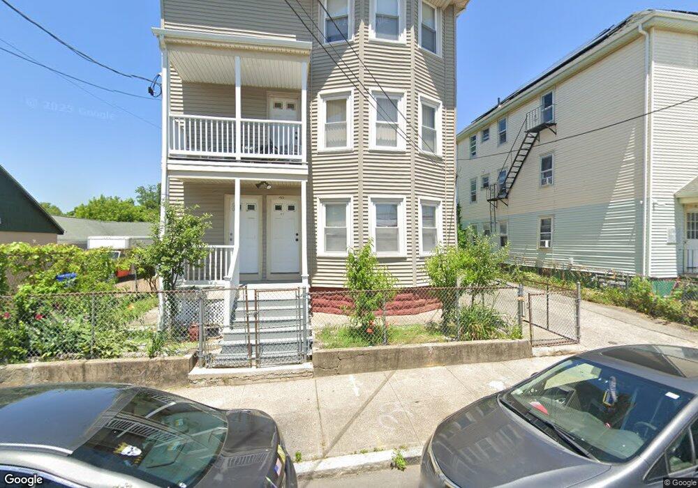 19 Privet St, Pawtucket, RI 02860 - photo 1