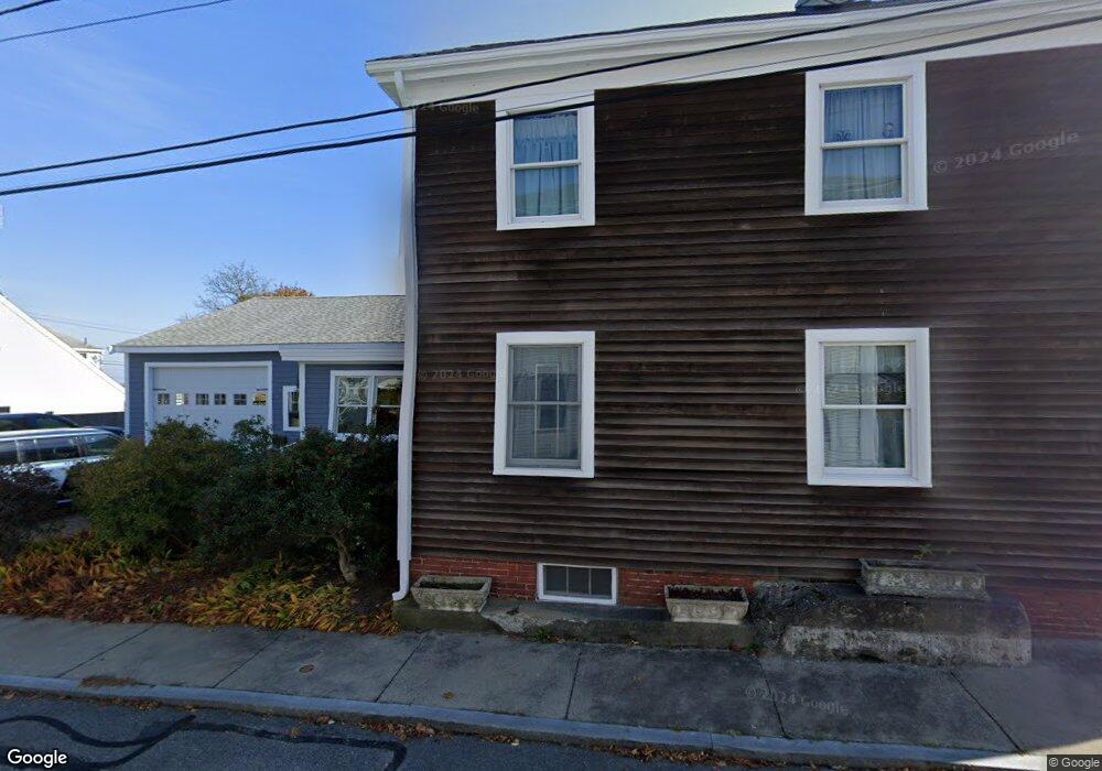 9 1/2 Harrison St, Newburyport, MA 01950 - photo 1