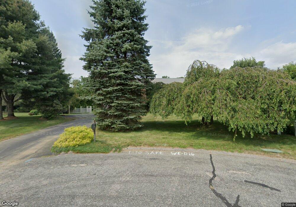 24 Paddock Ct, Wakefield, RI 02879 - photo 1