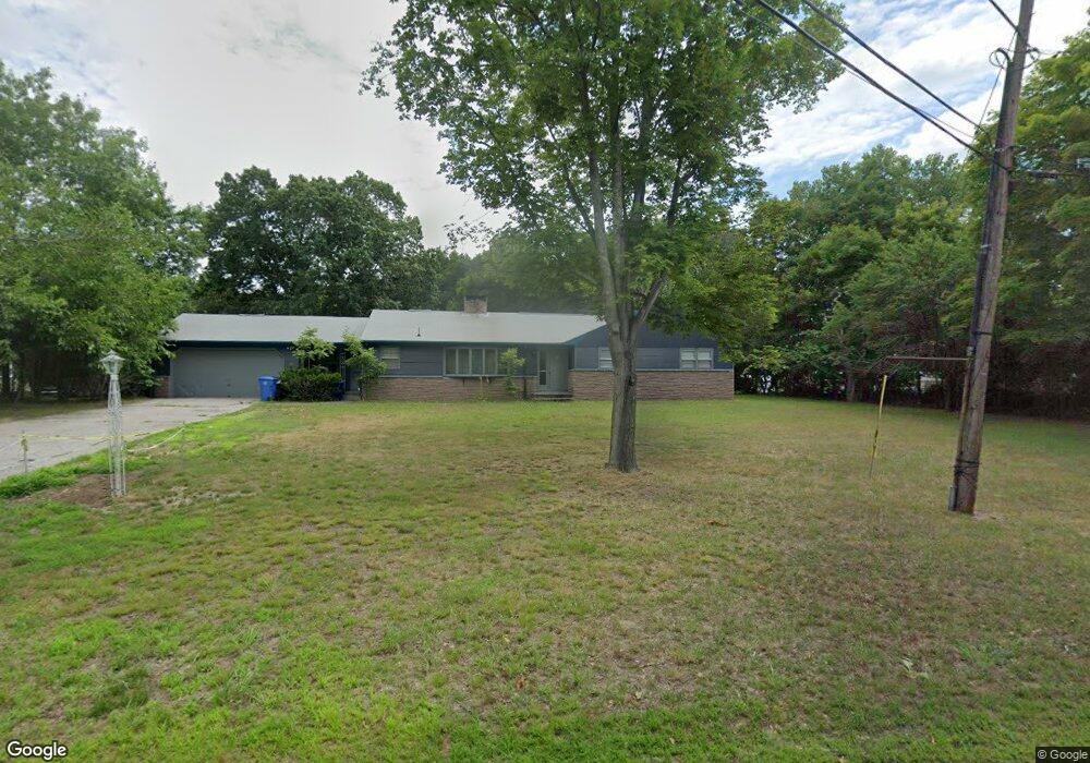 33 Old Mendon Rd, Cumberland, RI 02864 - photo 1