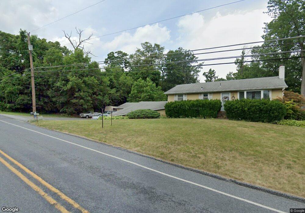 1725 Minesite Rd, Allentown, PA 18103 - photo 1