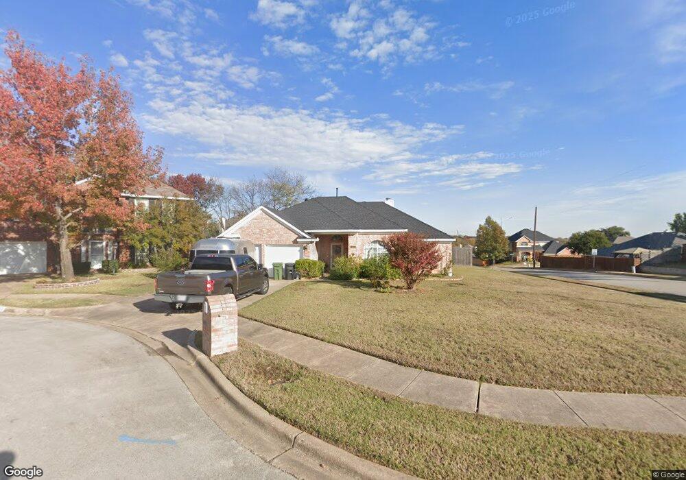 400 Parkview Ct, Hurst, TX 76053 - photo 1