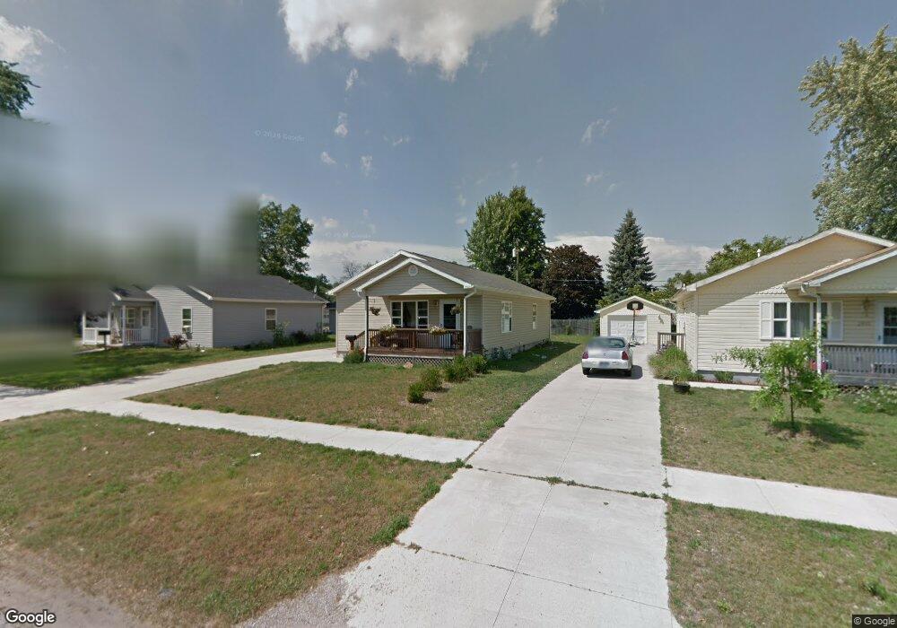 2819 Moak St, Port Huron, MI 48060 - photo 1