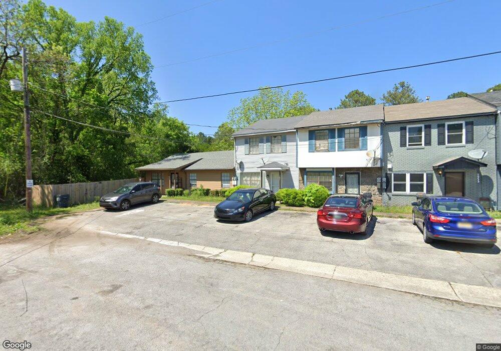 1957 Springlake Ct, Birmingham, AL 35215 - photo 1