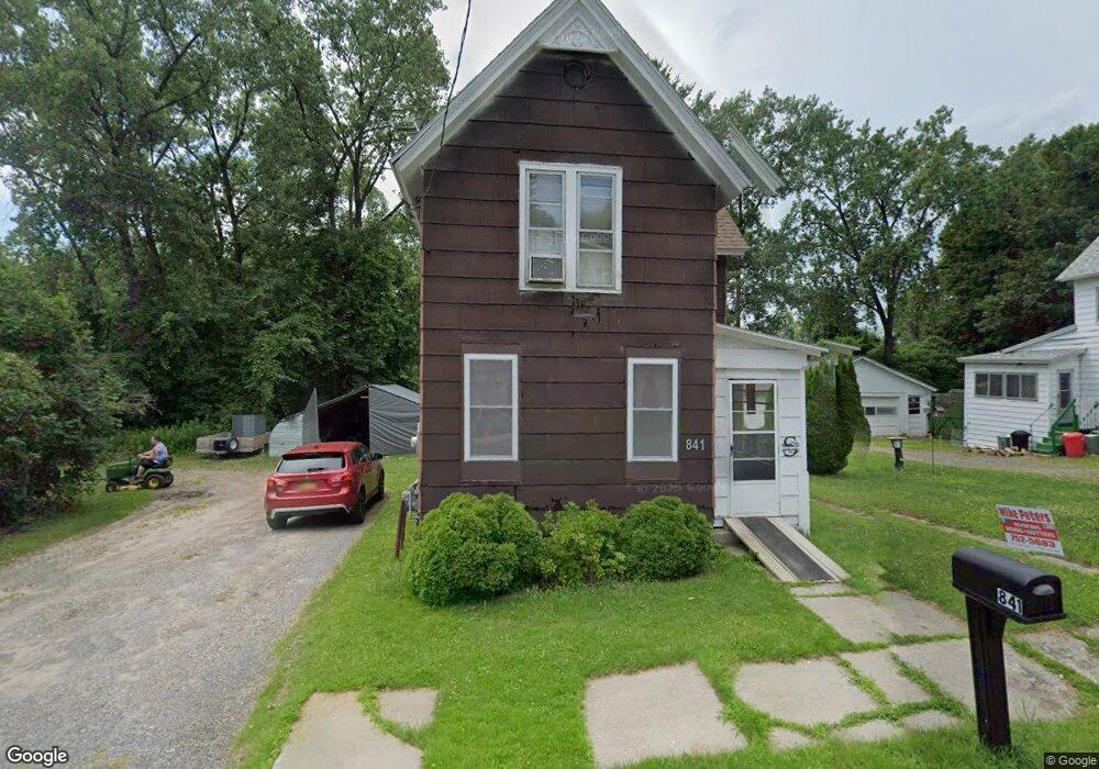 841 Glebe St, Johnstown, NY 12095 - photo 1