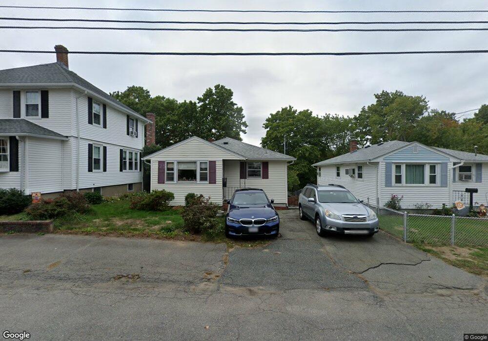 137 Riverview Ave, Waltham, MA 02453 - photo 1