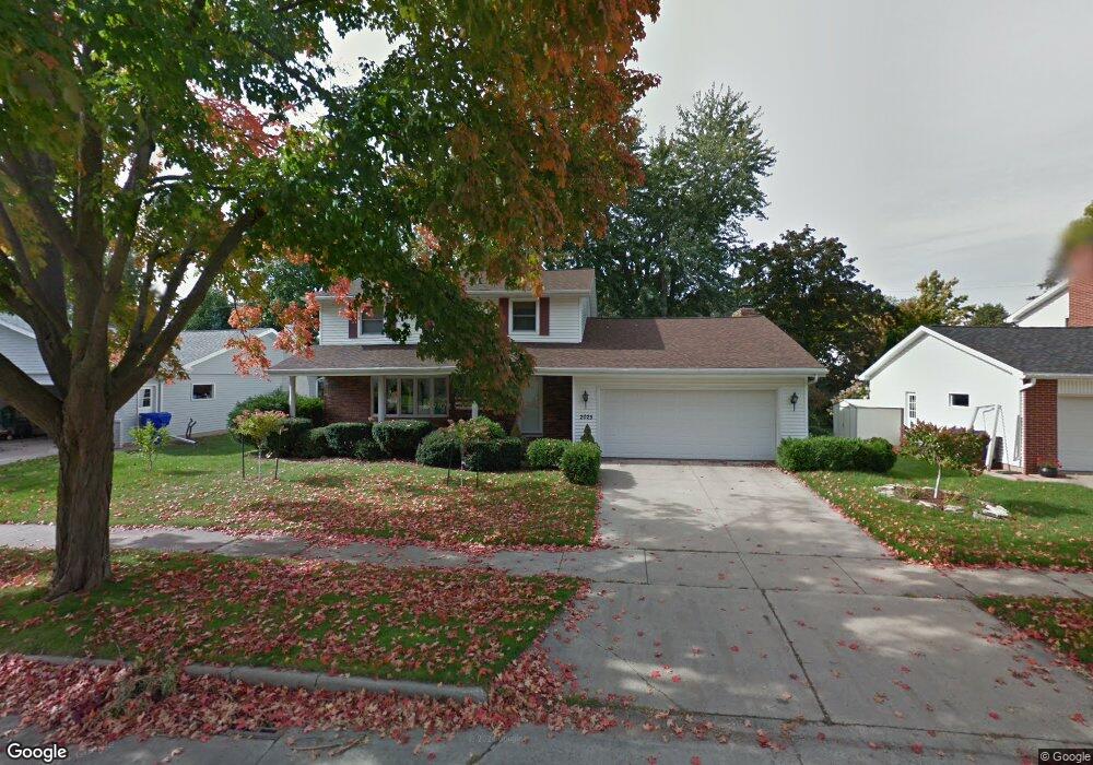 2025 N Douglas St, Appleton, WI 54914 - photo 1