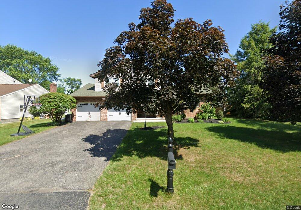 8 Huntleigh Dr, Albany, NY 12211 - photo 1