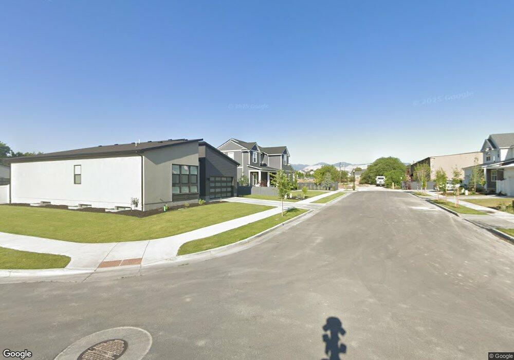 1613 W Maple Brook Ln, Riverton, UT 84065 - photo 1