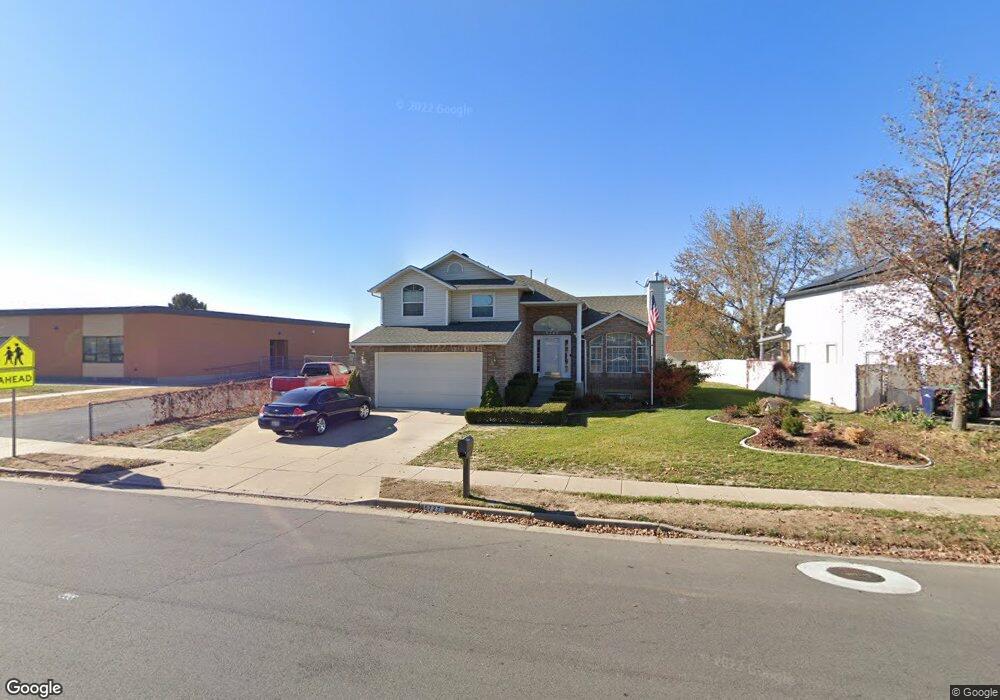 5727 S 2200 W, Roy, UT 84067 - photo 1