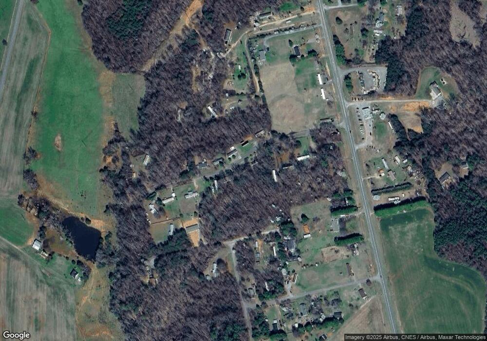 135 Estate Dr, Statesville, NC 28625 - photo 1