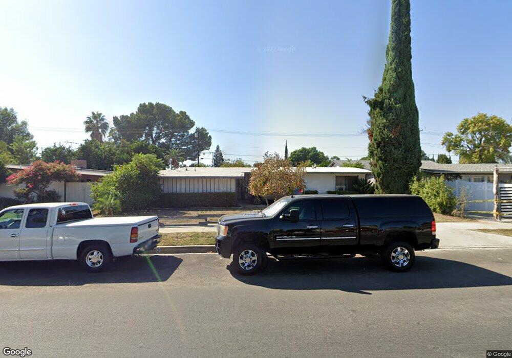 7623 Bothwell Rd, Reseda, CA 91335 - photo 1