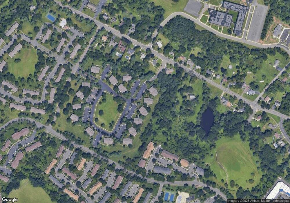 81 Crabapple Ln, Franklin Park, NJ 08823 - photo 1