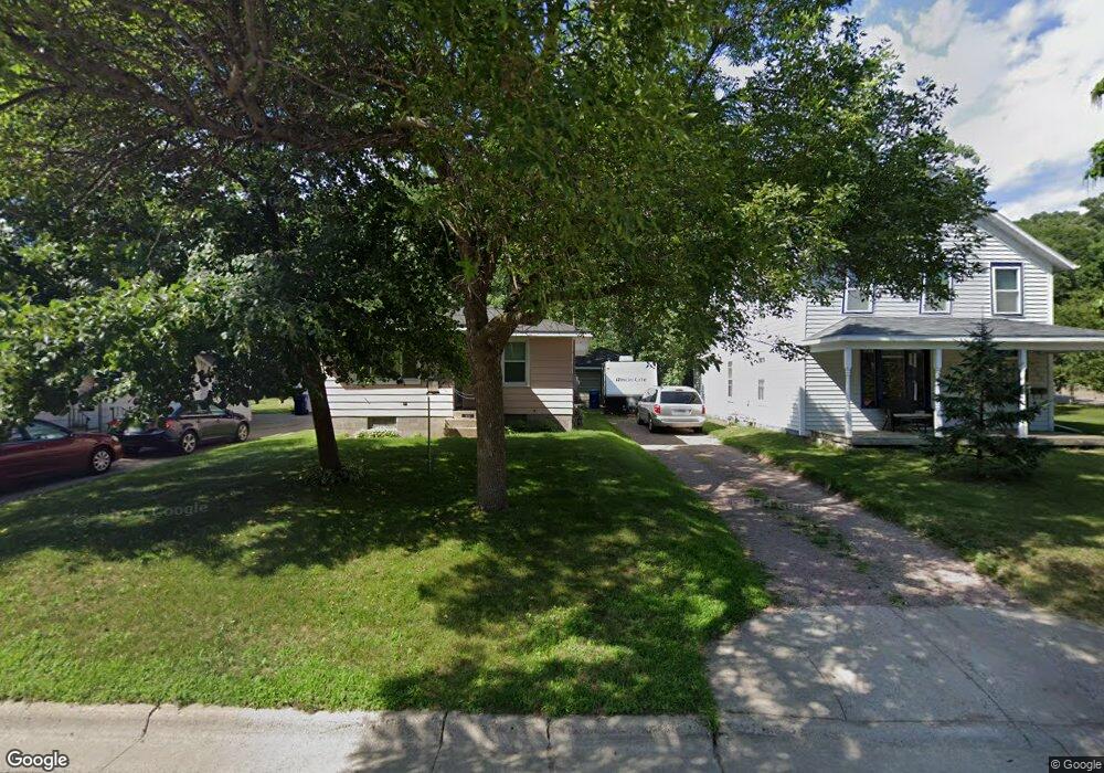 351 5th St S, Sauk Rapids, MN 56379 - photo 1