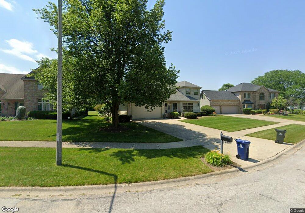 1610 Valley Ridge Ct, Naperville, IL 60565 - photo 1