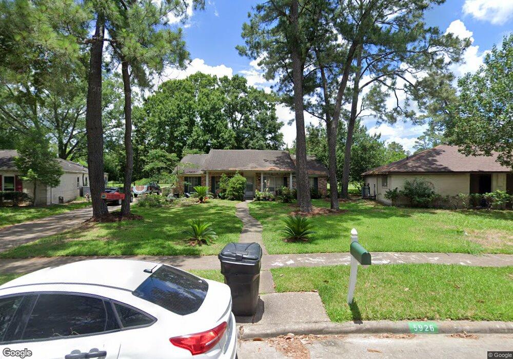 5926 Bent Bough Ln, Houston, TX 77088 - photo 1