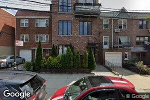 26-33 28th St Unit 2B, Long Island City, NY 11102