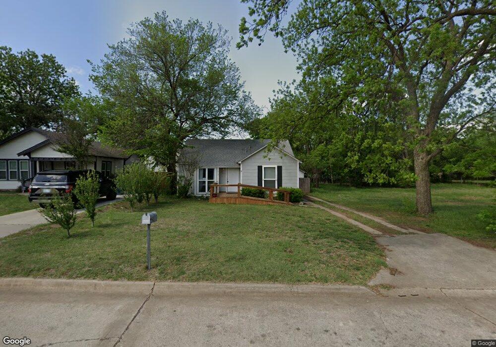 1313 W Hickory Ave, Duncan, OK 73533 - photo 1