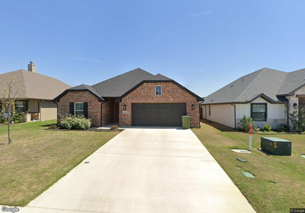 921 Rodgers Ave, Godley, TX 76044 - photo 1