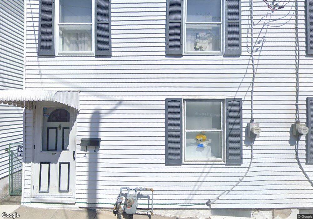 121 W Sycamore St, Allentown, PA 18102 - photo 1